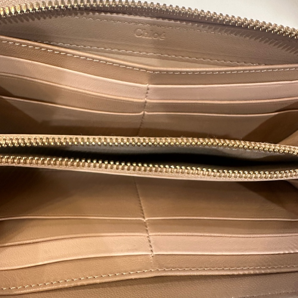 Chloe Leather Zippy Wallet - Picture 5 of 9